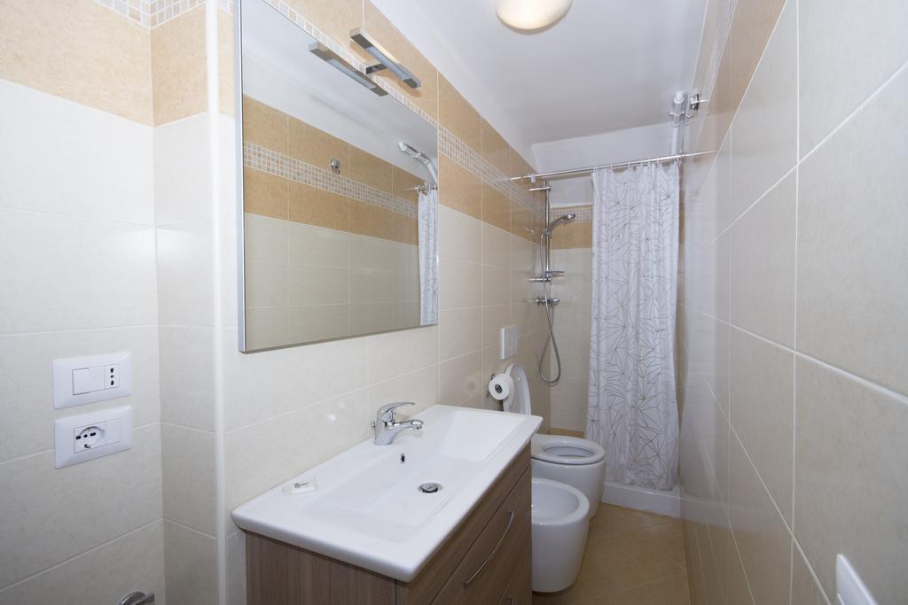 Ferienwohnung La Casa Di Tina Colonnella Zimmer foto