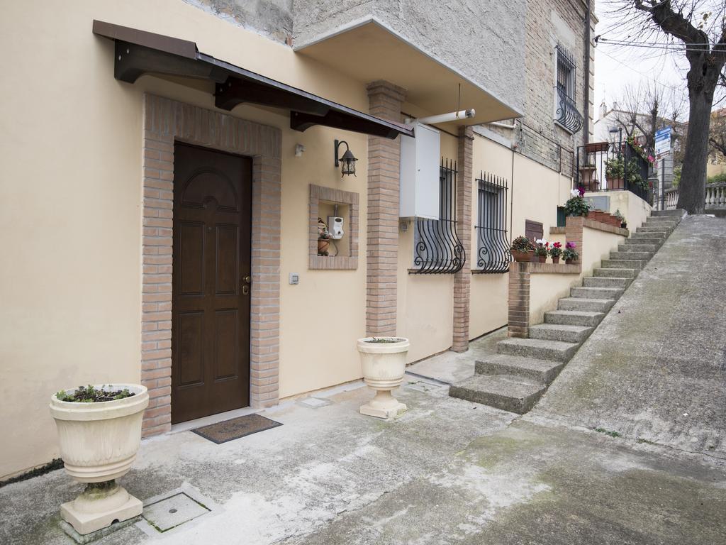 Ferienwohnung La Casa Di Tina Colonnella Zimmer foto